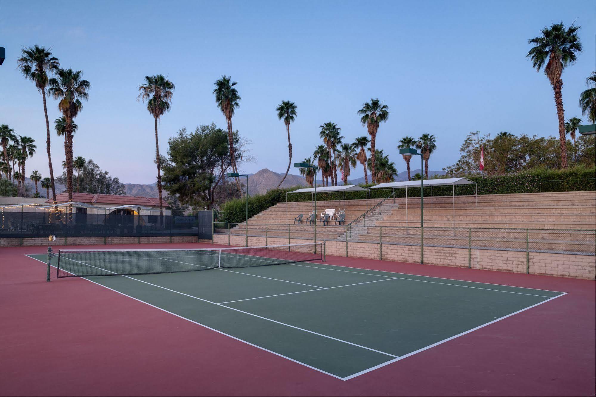 Hyatt Vacation Club At Desert Oasis Cathedral City Exterior photo